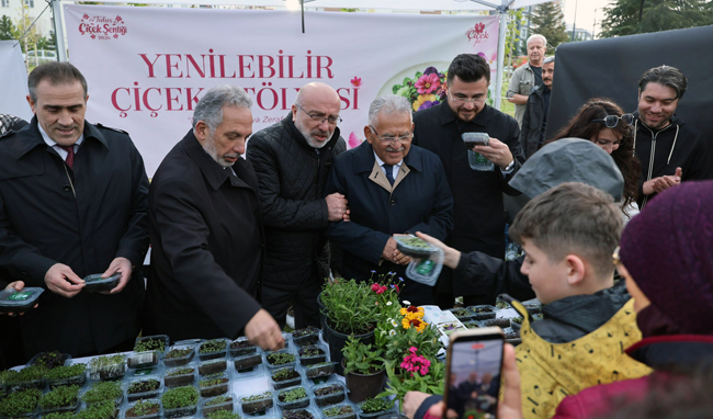 TALAS’TA ÇİÇEK ŞENLİĞİ COŞKUYLA BAŞLADI