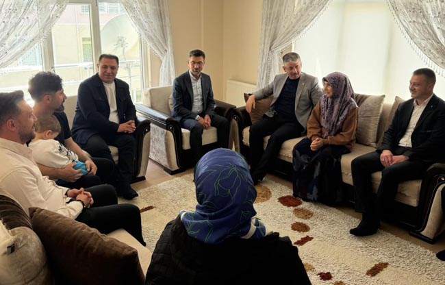 AK PARTİLİ VEKİL ŞABAN ÇOPUROĞLU ANNELER GÜNÜ’NDE İLK ZİYARETİNİ KİME YAPTI?