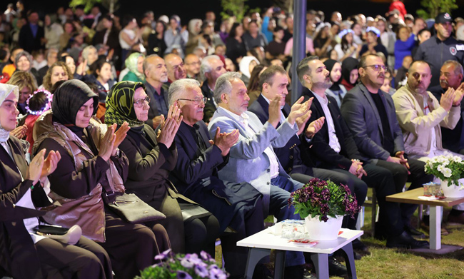 DÜN GECE KAYSERİ NEDEN TALAS MİLLET BAHÇESİ'NE AKIN ETTİ TALAS ÇİÇEK ŞENLİĞİ'NDE NELER OLDU?