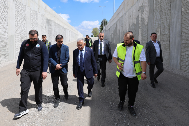 BÜYÜKKILIÇ, DSİ-YENİ SANAYİ KATLI KAVŞAK PROJESİ’N İNCELEMELERDE BULUNDU PROJE NE AŞAMADA? 