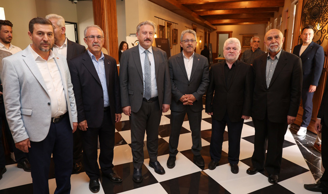 SANATIN MERKEZİ “SANAT MELİKGAZİ” HAT SERGİSİNE EV SAHİPLİĞİ YAPIYOR