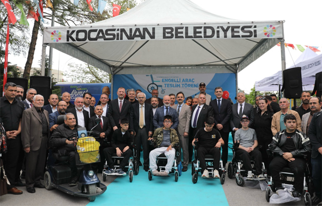 BAŞKAN ÇOLAKBAYRAKDAR: “ENGELLİ VATANDAŞLARIMIZ BİZİM İÇİN AYRICALIKLIDIR”