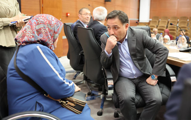Vatandaşın DERT BABASI Vali Gökmen Çiçek Vatandaşların Talep ve Sorunlarını Dinledi 