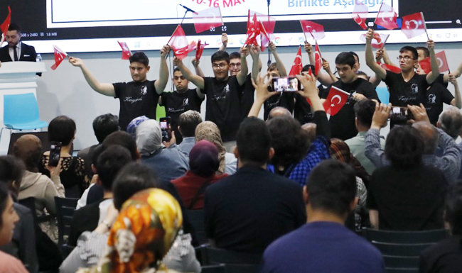 ENGELLER DEĞİL YETENEKLER SAHNEDEYDİ