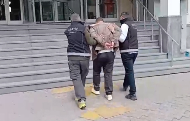 Kayseri’de Cezaevi Firarisi Yakalandı! “Yağma” ve “Tehdit” Suçlarından Aranıyordu