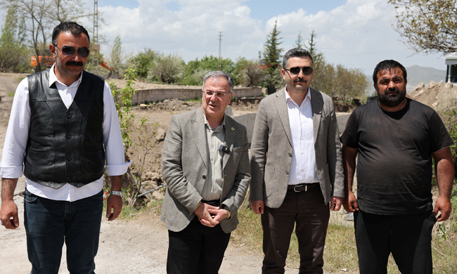 BAŞKAN ÖZDOĞAN 2,5 KİLOMETRELİK KANAL, BAĞ MEVSİMİ BAŞLAMADAN TAMAMLANACAK