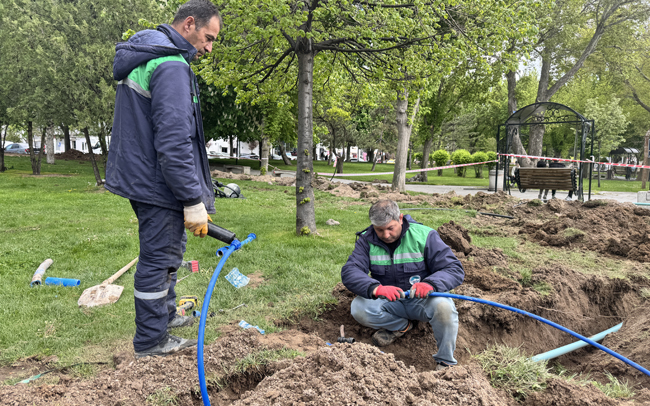 BÜYÜKŞEHİR’DEN MİMARSİNAN PARKI’NA MODERN AYDINLATMA HAMLESİ