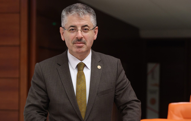 ÇOPUROĞLU: “KURBAN BAYRAMI PAYLAŞMANIN, KARDEŞLİĞİN VE MUHABBETİN BAYRAMIDIR”