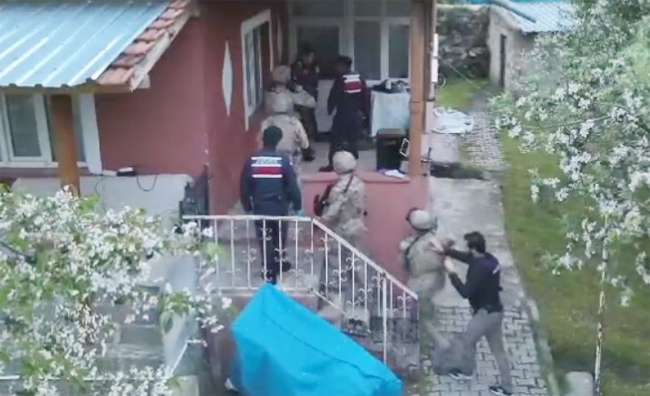 Kayseri’de Uyuşturucu Operasyonu: 13 Tutuklama