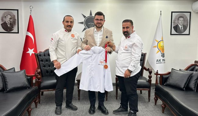 Osman Taştan'dan AK Parti İl Başkanı Okandan'a Ziyaret: Kayseri Gastronomisinin Geleceği Masaya Yatırıldı
