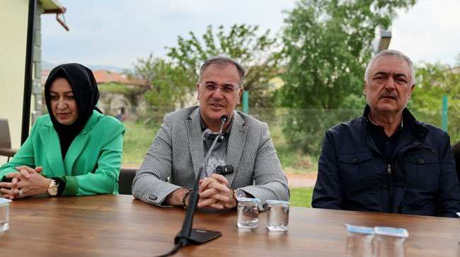 BAŞKAN ÖZDOĞAN: “HACILAR’A YAKIŞIR ŞEKİLDE HİZMET ETMEK İÇİN ÇALIŞIYORUZ’