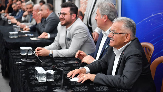 BAŞKAN BÜYÜKKILIÇ, MELİKGAZİLİ VATANDAŞLARLA BULUŞTU