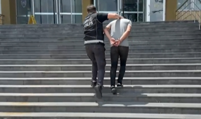 Kayseri’de 15 Yıl 7 Ay Hapis Cezası Bulunan Uyuşturucu Hükümlüsü Yakalandı