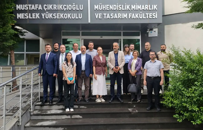 KAYSERİ KENT KONSEYİ’NDEN, KAYÜ MÜHENDİSLİK FAKÜLTESİ’NE TEKNOLOJİ VE İNOVASYON İŞ BİRLİĞİ ZİYARETİ