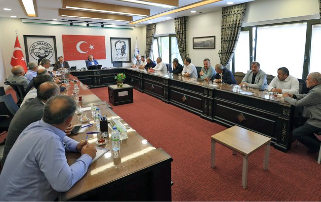 TALAS’TA MUHTARLARLA HİZMET ZİRVESİ 