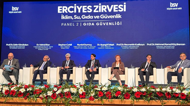 KIZILAY'DAN ERCİYES ZİRVESİ'NDE AFET VE DAYANIŞMA MESAJI