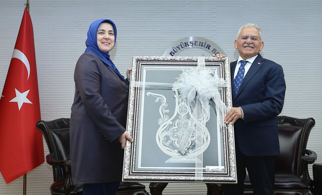 BAŞKAN BÜYÜKKILIÇ’IN VİZYONU KAYSERİ’Yİ DÜNYAYA TAŞIYOR