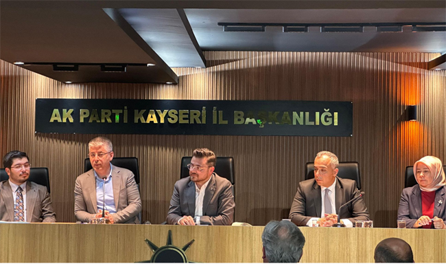 ÇOPUROĞLU: “TÜRKİYE YÜZYILI’NI GÜÇLÜ TEŞKİLATLARIMIZLA İNŞA EDİYORUZ”