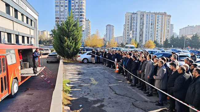 BÜYÜKŞEHİR’DEN 16 İLÇEDE DİN GÖREVLİLERİNE AFET VE YANGIN EĞİTİMİ: 1740 PERSONELE FARKINDALIK ÇALIŞMASI