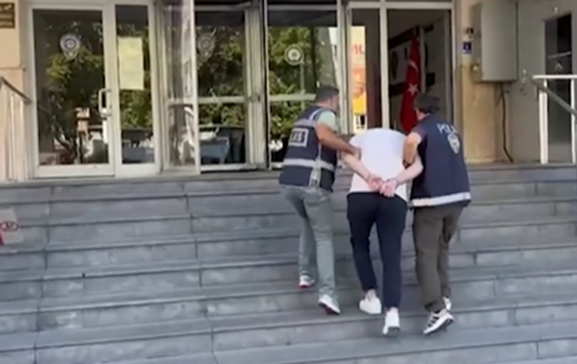 Kayseri'de 21 Yıl 11 Ay Hapis Cezası Bulunan Dolandırıcılık Hükümlüsü Yakalandı