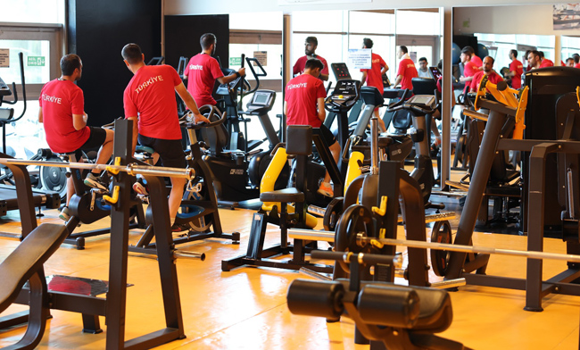 TÜRKİYE’NİN ENGELLERİ AŞAN MİLLİ GURURU, SPOR A.Ş. TESİSLERİNDE KAMP YAPTI