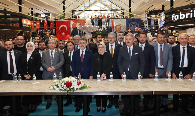 ÇARŞI MELİKGAZİ, TARIM VE ORMAN BAKANI İBRAHİM YUMAKLI’NIN KATILIMIYLA RESMEN AÇILDI