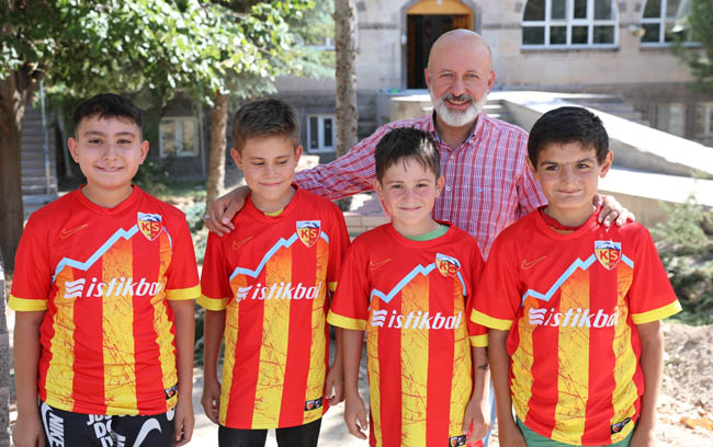 KOCASİNAN’DA DOĞA İLE İÇ İÇE YENİ PARKLAR, GELECEĞE YEŞİL MİRAS BIRAKIYOR