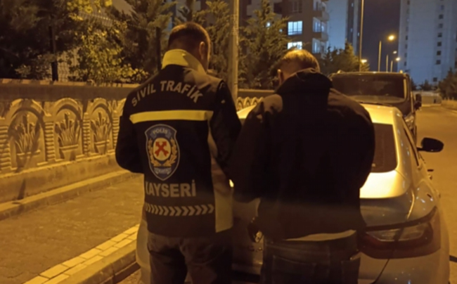 Kayseri'de Trafik Denetimleri Sıkılaştı! Binlerce Sürücüye Ceza Yağdı