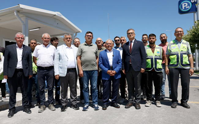 BAŞKAN BÜYÜKKILIÇ ŞANTİYEDE: GÜNDEM KARTAL KATLI KAVŞAĞI
