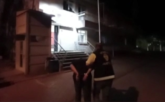 Kayseri'de Otobüs Durağına Zarar Veren Şüpheli Yakalandı