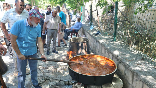BAŞKAN ÇOLAKBAYRAKDAR, OBRUK’TA SILA-İ RAHİM BULUŞMASINA KATILDI