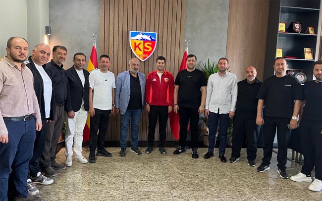 Metro Holding Kayserispor'a Ülkü Ocakları'ndan Ziyaret