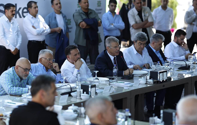 Dursun Ataş, Kayseri Şeker'in Bilgilendirme Toplantısına Katıldı