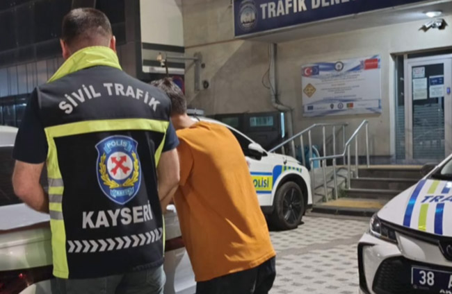 Kayseri'de Trafik Magandalarına Geçit Yok! Bir Sürücüye 337 Bin TL Ceza, Ehliyetine El Konuldu