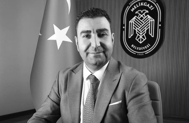 ACI OLAY MELİKGAZİ BELEDİYESİ ÖZEL KALEM MÜDÜRÜ MUSTAFA TÜMGÜÇ HAYATINI KAYBETTİ!