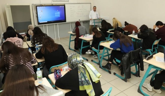 GENÇ KAYMEK’TEN 2026 LGS VE YKS BAŞARISI: BÜYÜKŞEHİR’İN EĞİTİM YATIRIMLARI MEYVESİNİ VERDİ