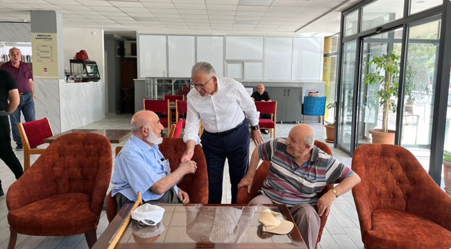 BAŞKAN BÜYÜKKILIÇ'IN SOSYAL BELEDİYECİLİK VİZYONUNDA YAZIN VAZGEÇİLMEZ DURAĞI: EMEKLİLER KAFETERYALARI
