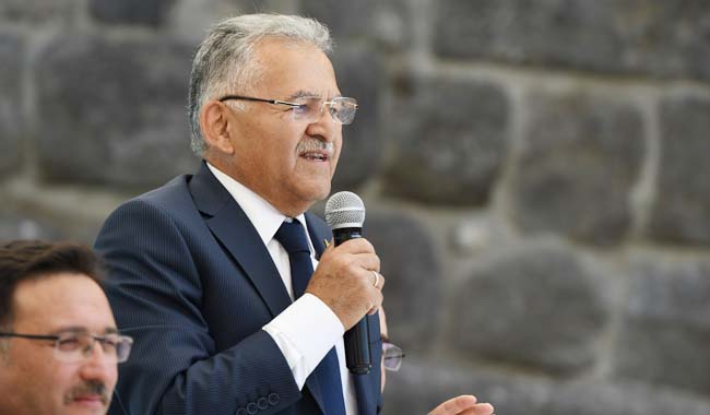KAYSERİ BÜYÜKŞEHİR’İN 5 BİN TL'LİK EĞİTİM DESTEĞİ BAŞVURULARI BAŞLADI