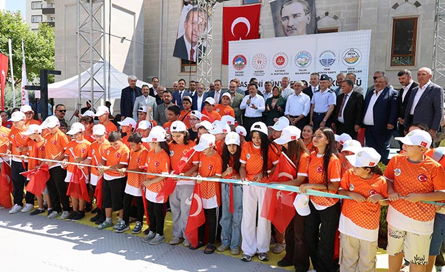 Talas'taki ERVA açılışında Vali Çiçek'ten Başkan Yalçın'a özel teşekkür
