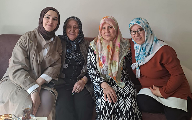 TALAS'TA HER KAPI ÇALINIYOR,  HERKESİN GÖNLÜ ALINIYOR 