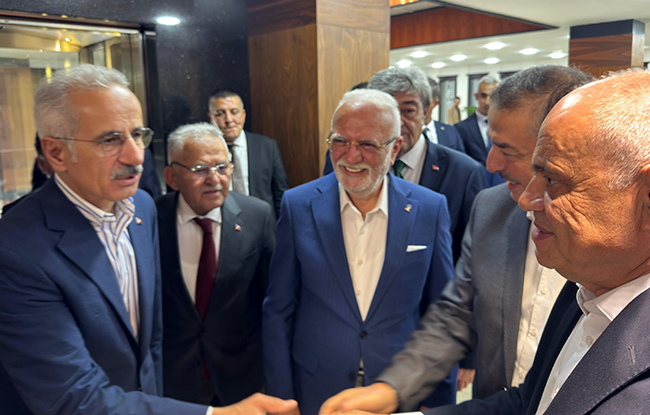 TAŞYAPAN’DAN İL KOORDİNASYON TOPLANTISI MESAJI: “ALINAN KARARLAR HAYIRLI OLSUN”