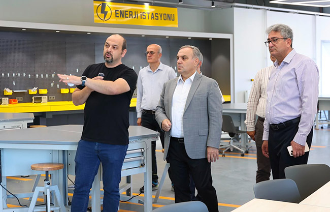 ERÜ’de Milli Teknoloji Hamlesi: Gençler Tasarlayacak, Üretecek, Geleceği Şekillendirecek
