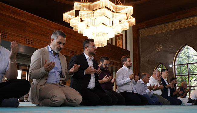 AK Parti Kayseri Teşkilatından Mevlid Programı !