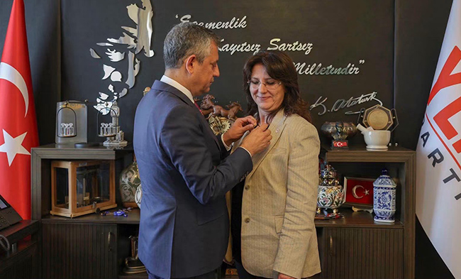 CHP KAYSERİ İL BAŞKANI OKAN MARZIOĞLU’NDAN ÜMİT ÖZER’E “ROZET VAR, İSTİFA YOK” TEPKİSİ!