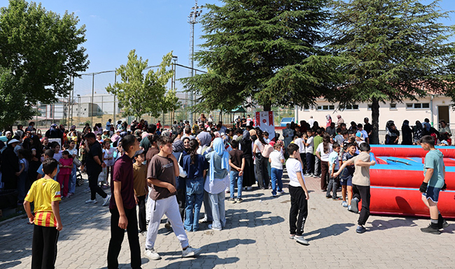 SPOR A.Ş. 4-6 YAŞ YAZ KUR’AN KURSLARINDA COŞKULU KAPANIŞ