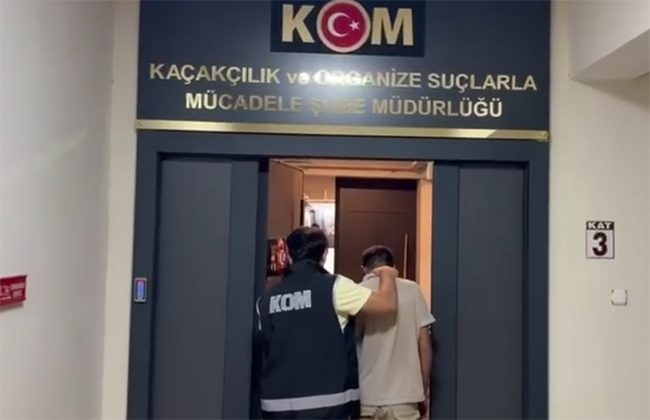 Kayseri’de Kaçak Sigara ve Nargile Tütünü Operasyonu