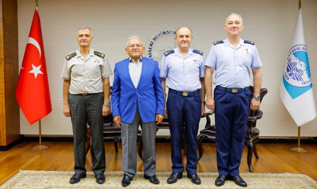BAŞKAN BÜYÜKKILIÇ’A KOMUTANLARDAN VEDA ZİYARETİ