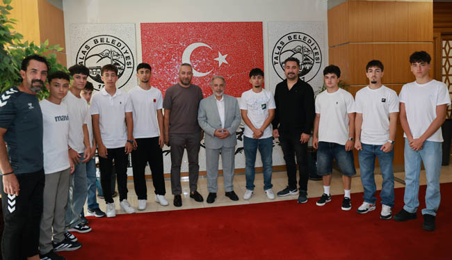 TALAS SPORCU FABRİKASI’NDAN KAYSERİSPOR’A 9 FUTBOLCU DAHA