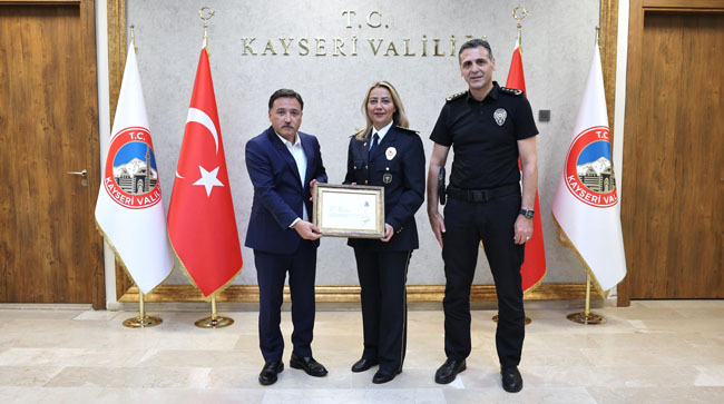 Vali Gökmen Çiçek, Terfi Eden Emniyet Müdürlerini Kabul Etti