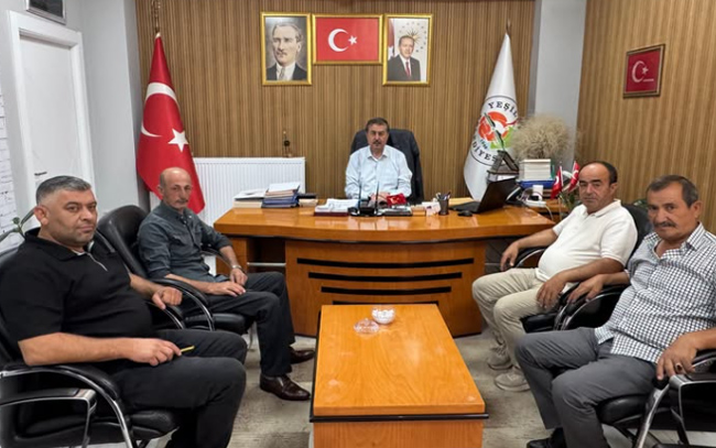 Yeşilhisar’da muhtarlarla mahallelerin geleceği konuşuldu